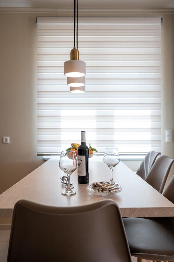 Konstantina'S Luxury Apartment نافبليو المظهر الخارجي الصورة