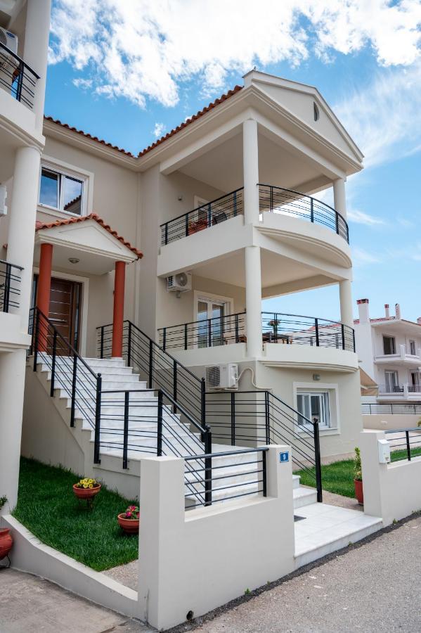 Konstantina'S Luxury Apartment نافبليو المظهر الخارجي الصورة