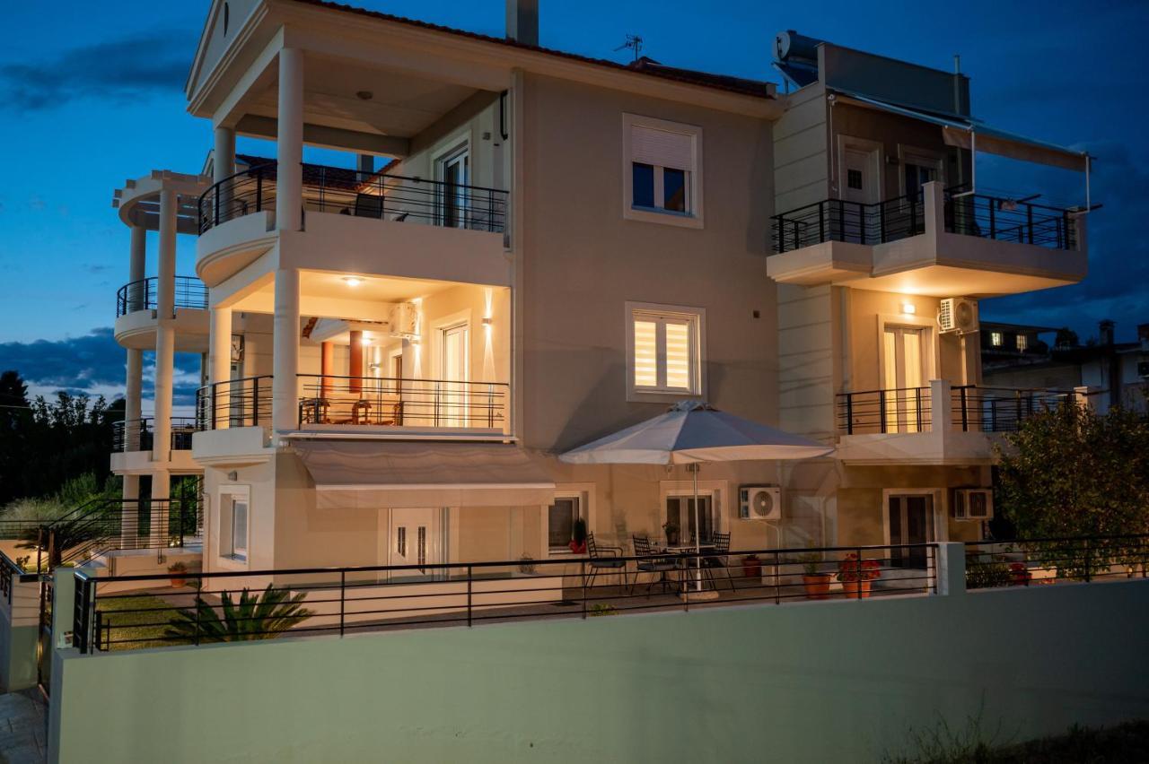 Konstantina'S Luxury Apartment نافبليو المظهر الخارجي الصورة